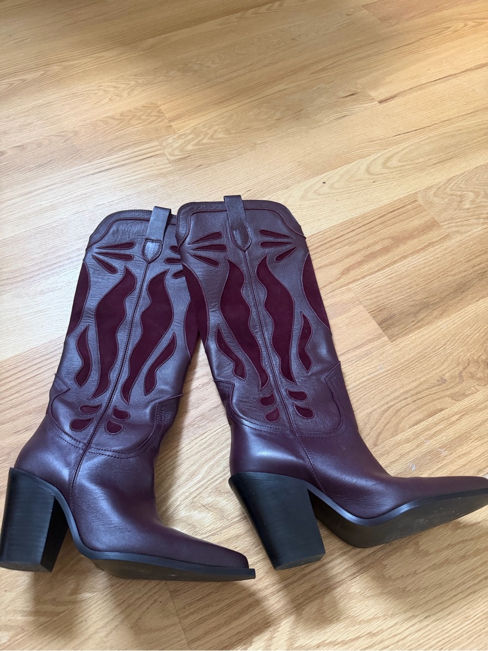 Steve Madden Burgundy Western Block Heel Leather Boots - Picture 2 of 3